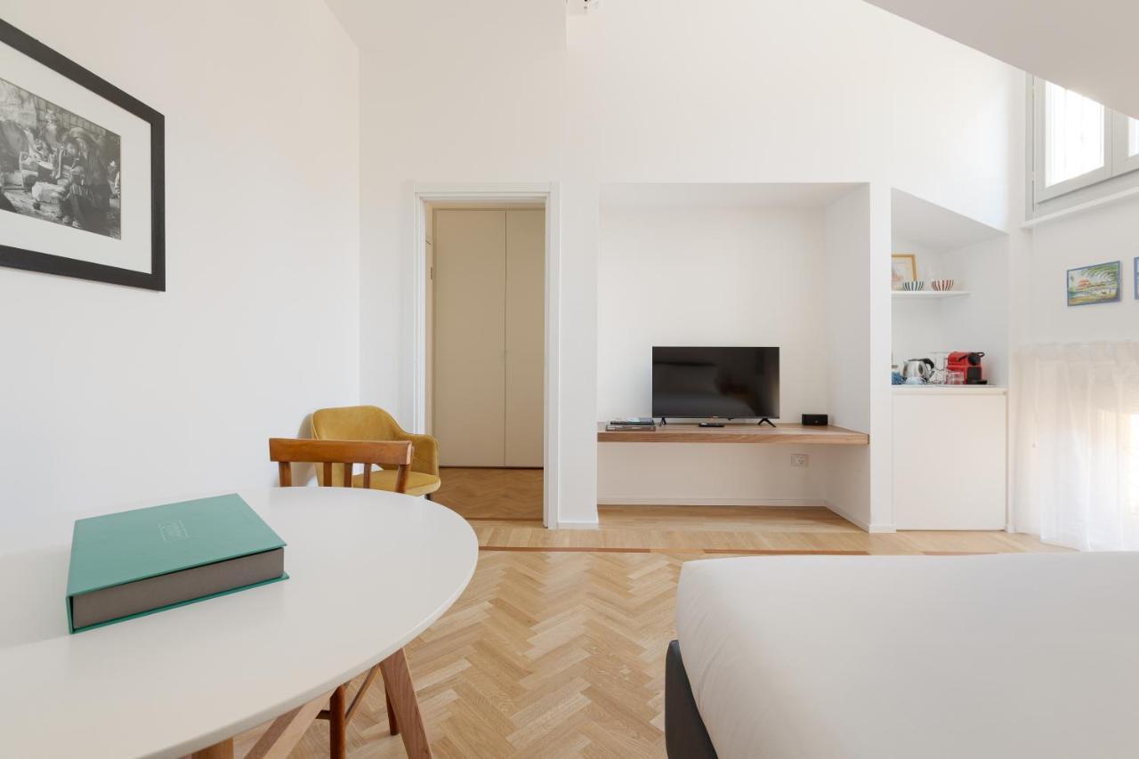 Spiga 46 Suites By Brera Apartments Milan Exterior photo